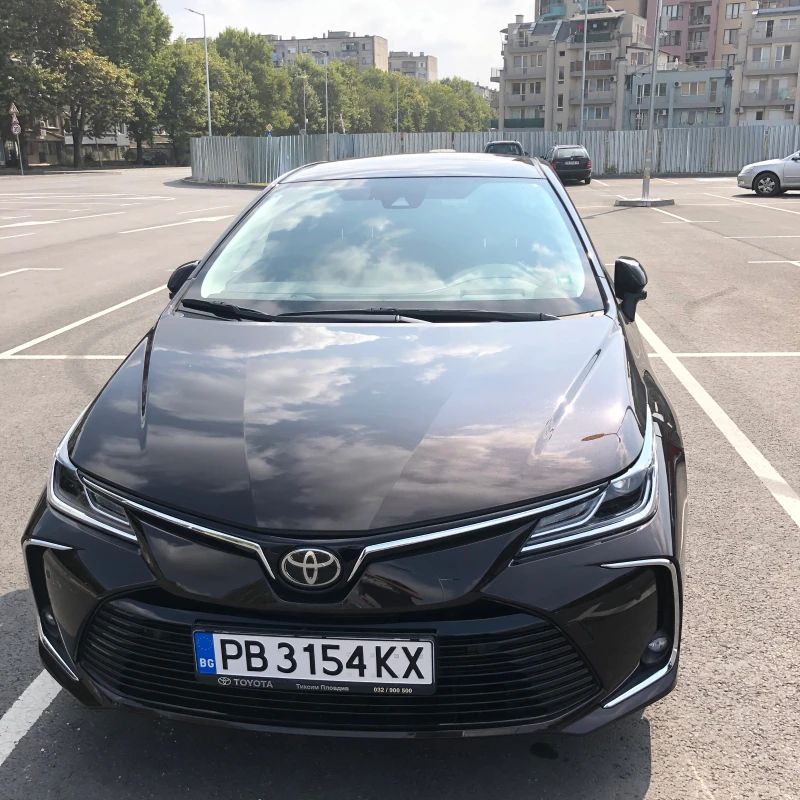 Toyota Corolla Luxury+ , снимка 1 - Автомобили и джипове - 48214042