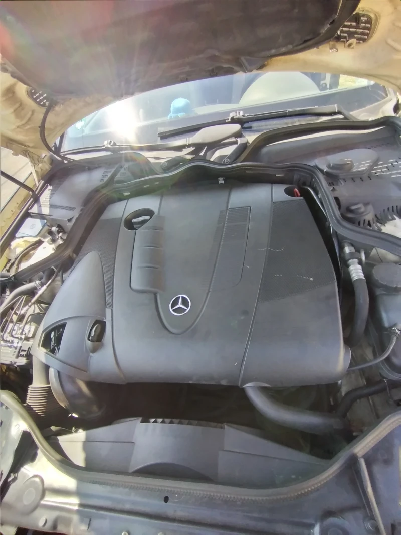 Mercedes-Benz E 200, снимка 7 - Автомобили и джипове - 49777015