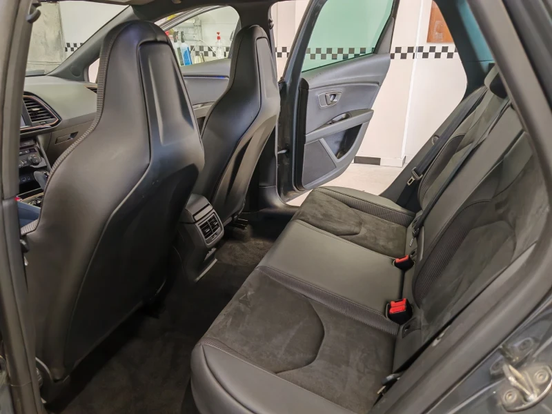 Seat Leon CUPRA R ST 4drive, снимка 7 - Автомобили и джипове - 51625035