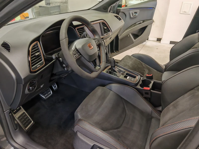 Seat Leon CUPRA R ST 4drive, снимка 6 - Автомобили и джипове - 51625035
