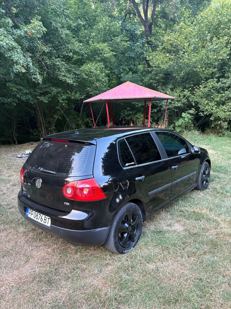 VW Golf 5 1.9tdi 90кс, снимка 5 - Автомобили и джипове - 52513780