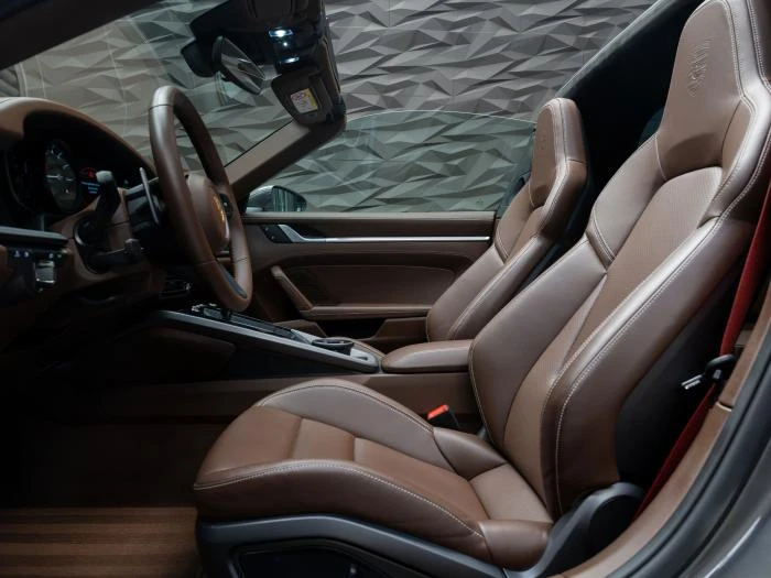 Porsche 911 992.1 TARGA 4* BOSE* 360CAM* ПОДГРЕВ* , снимка 12 - Автомобили и джипове - 55270386