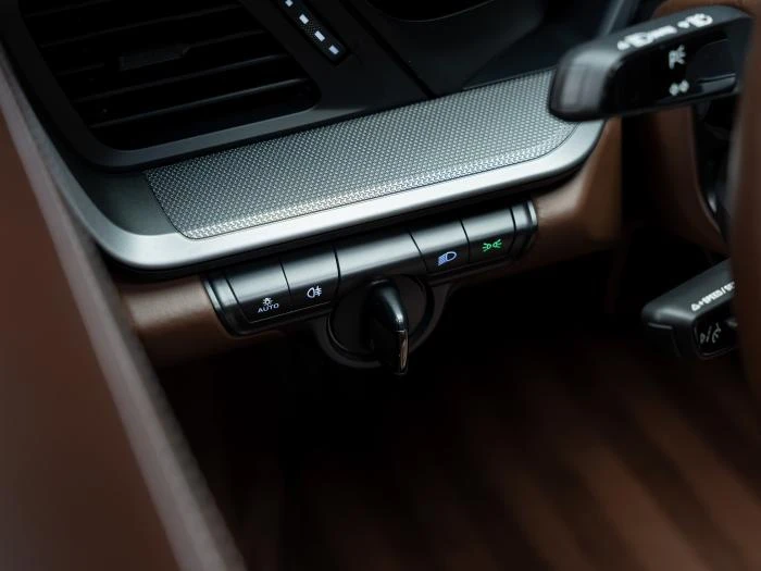 Porsche 911 992.1 TARGA 4* BOSE* 360CAM* ПОДГРЕВ* , снимка 9 - Автомобили и джипове - 55270386