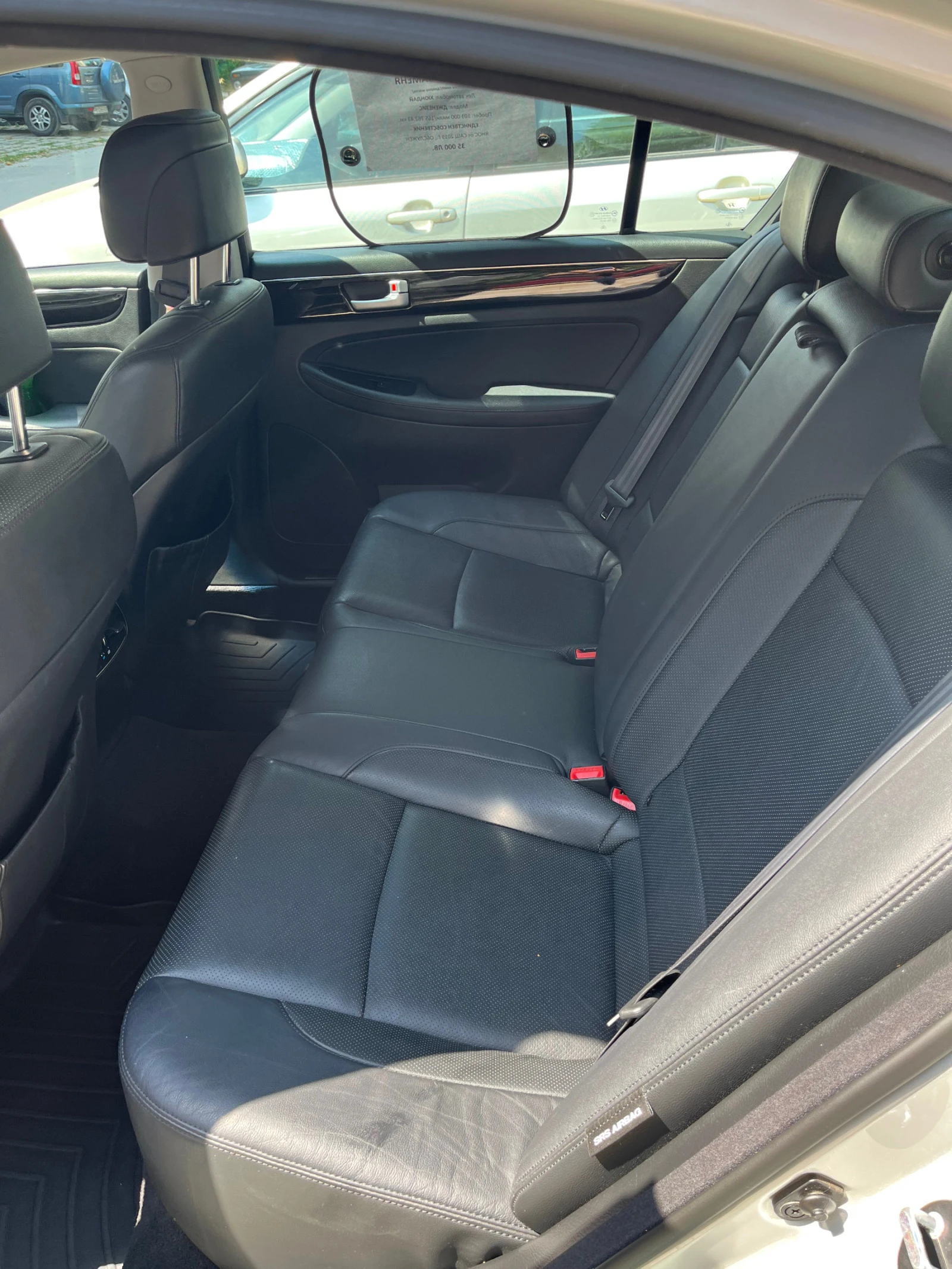 Hyundai Genesis  | Mobile.bg   11