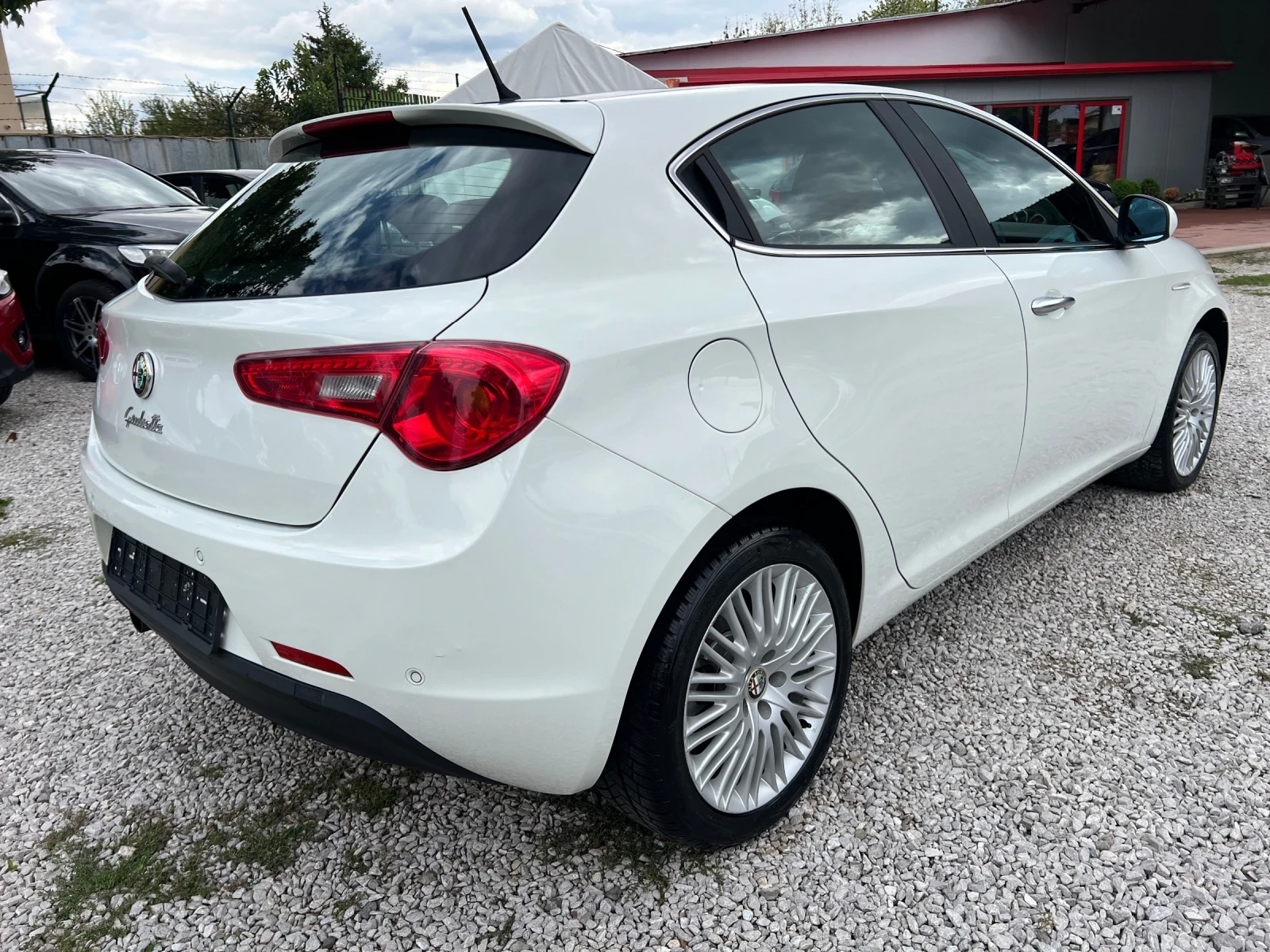 Alfa Romeo Giulietta 1.4ТВ* АВТОМАТИК* ШВЕЙЦАРИЯ* КОЖА*  - изображение 5