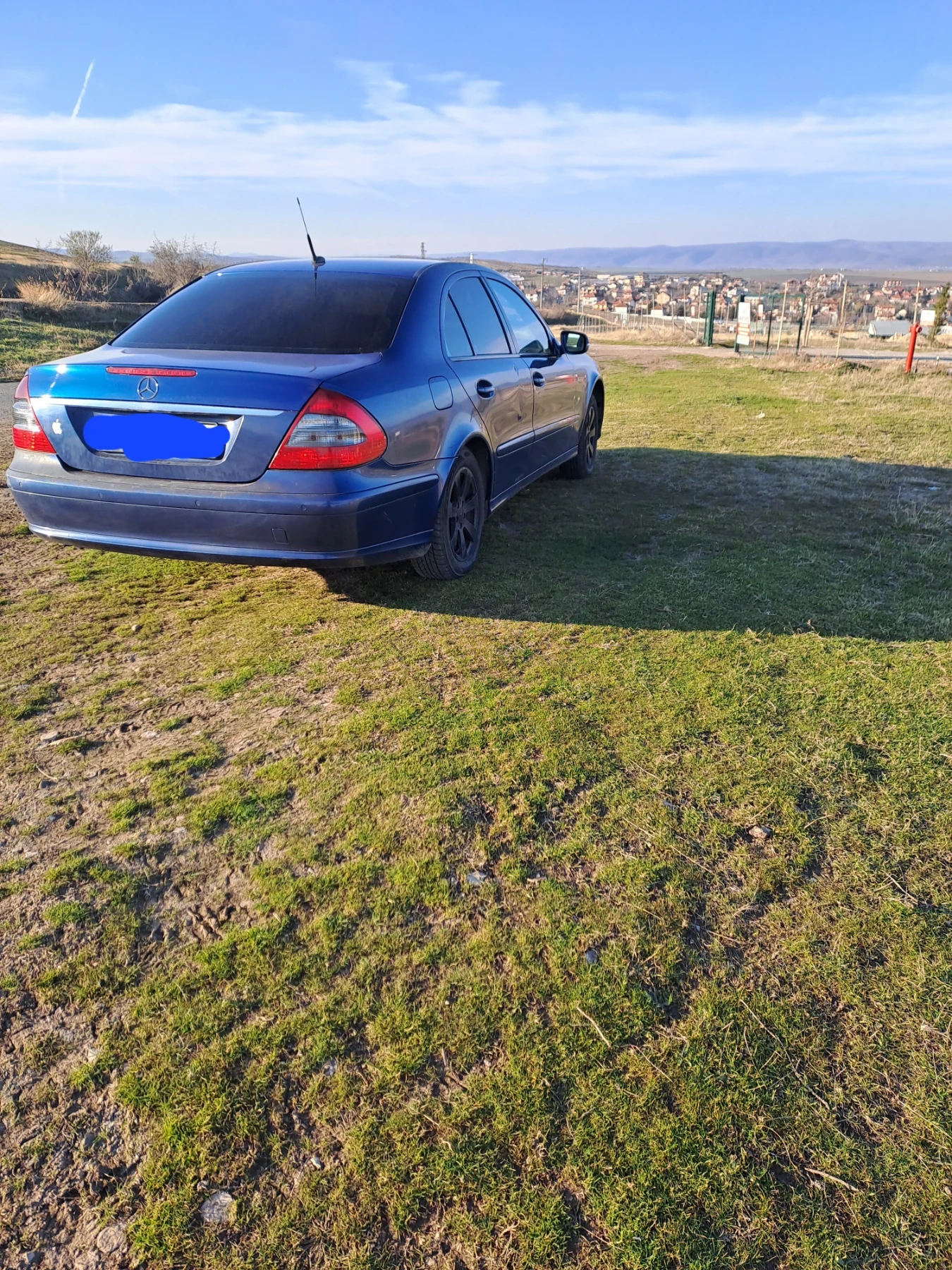 Mercedes-Benz E 200  - изображение 3