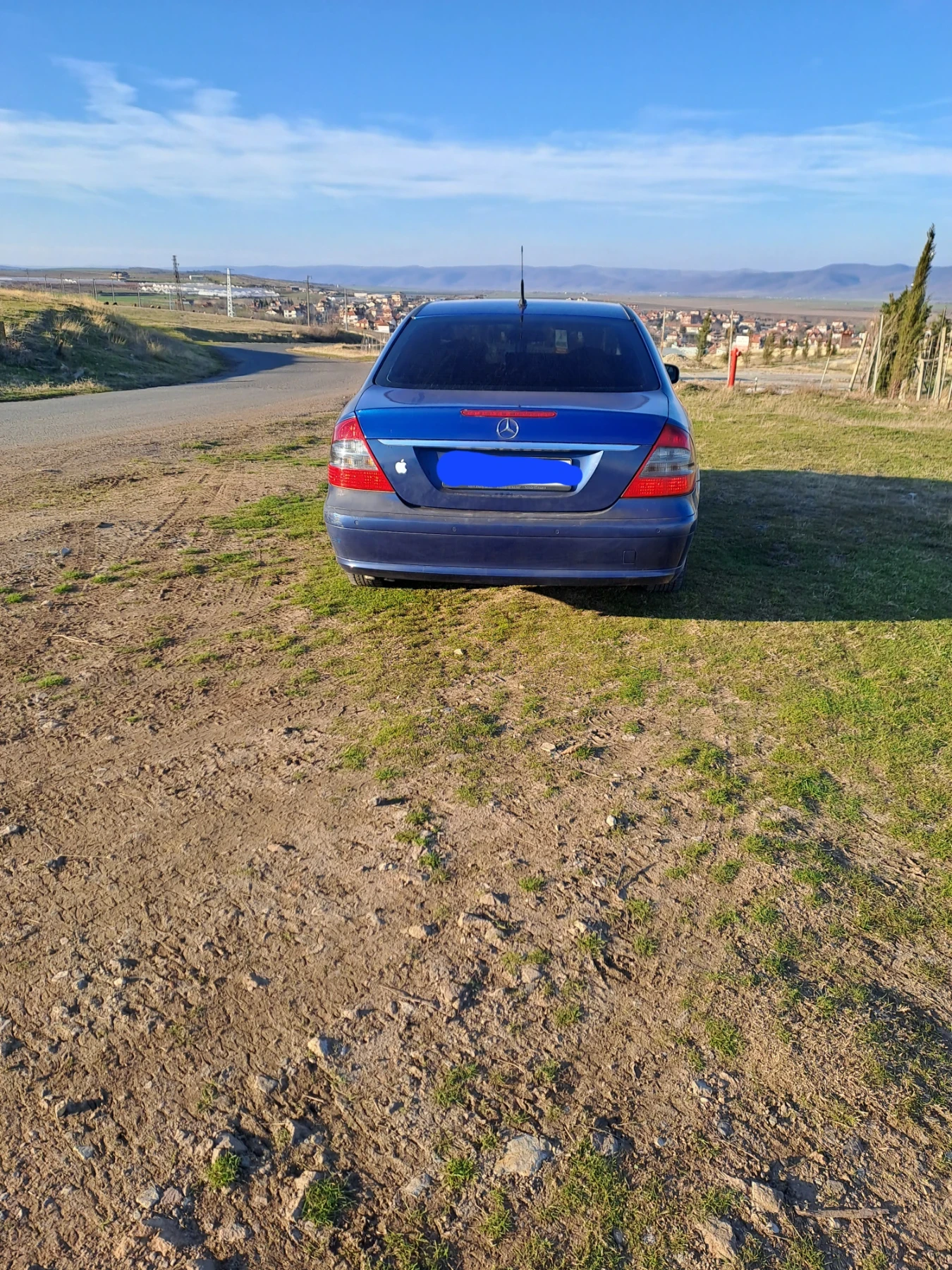 Mercedes-Benz E 200  - изображение 4