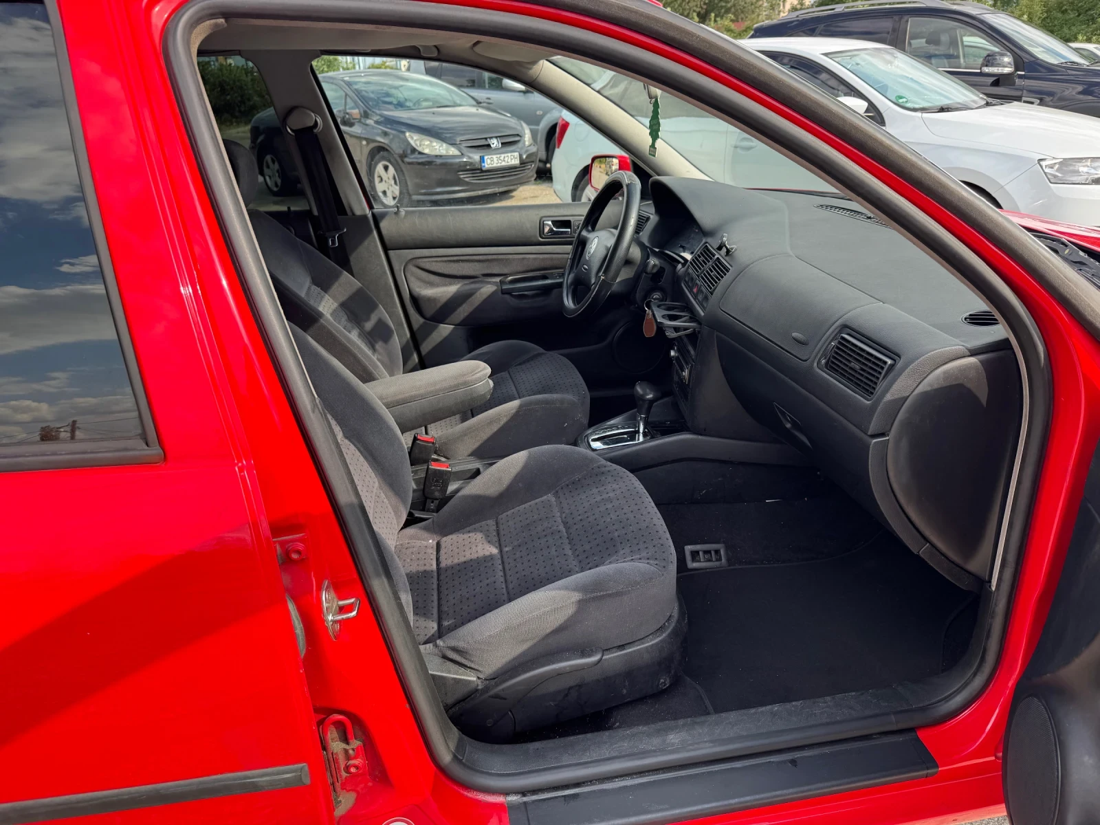 VW Golf АВТОМАТИК! - изображение 10