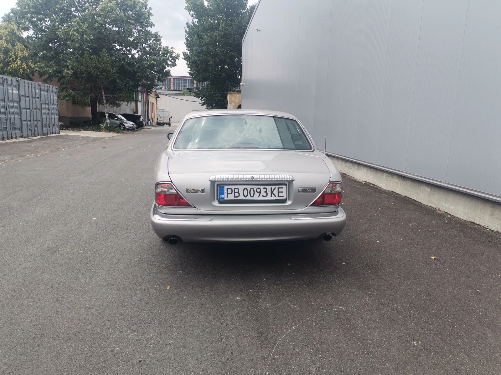 Jaguar Daimler 4.0i V8 long - изображение 6
