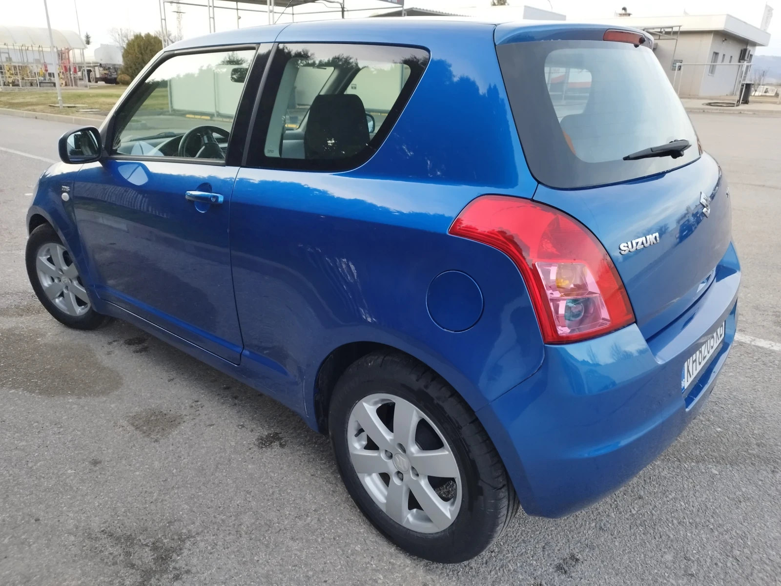 Suzuki Swift 1.3 DDIS на (100хил.км.) реални в ТОП състояние  - изображение 4