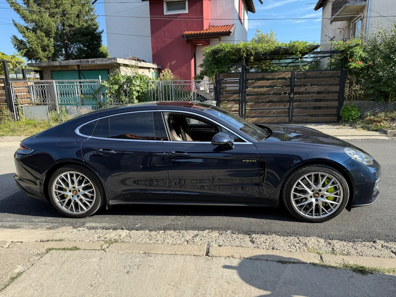 Porsche Panamera 4s e-hybrid 560 - изображение 5