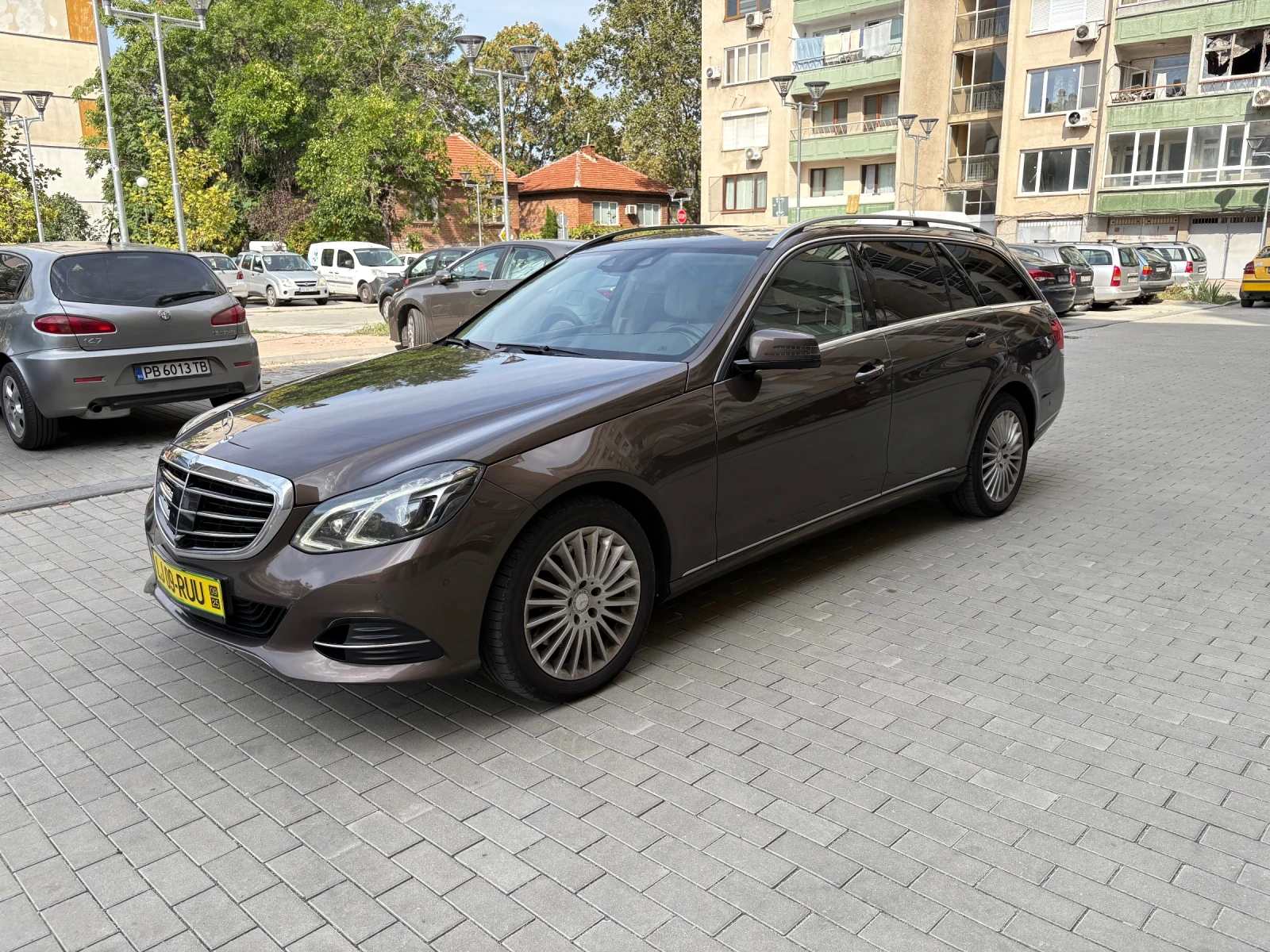 Mercedes-Benz E 350  - изображение 2