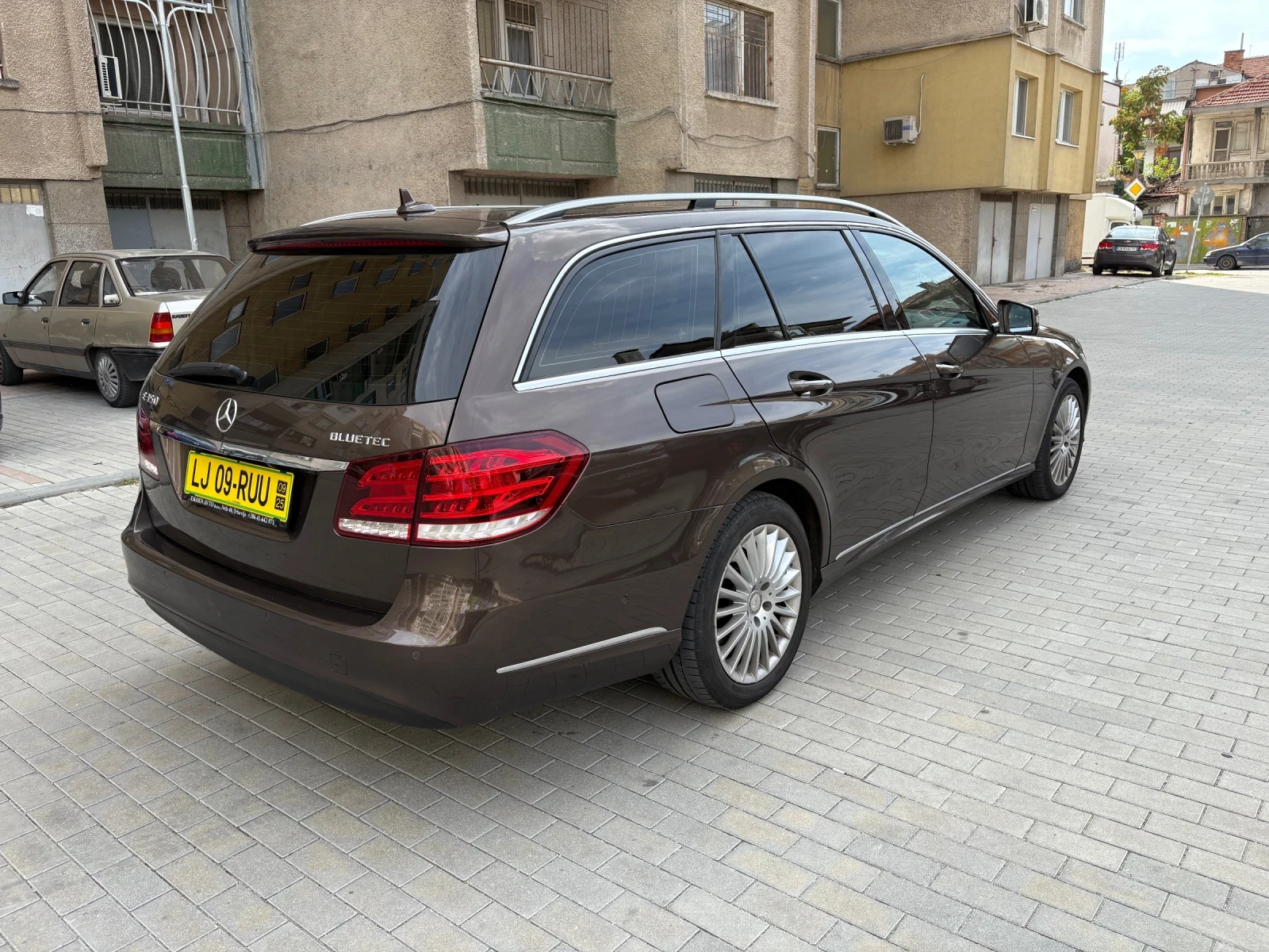 Mercedes-Benz E 350  - изображение 5