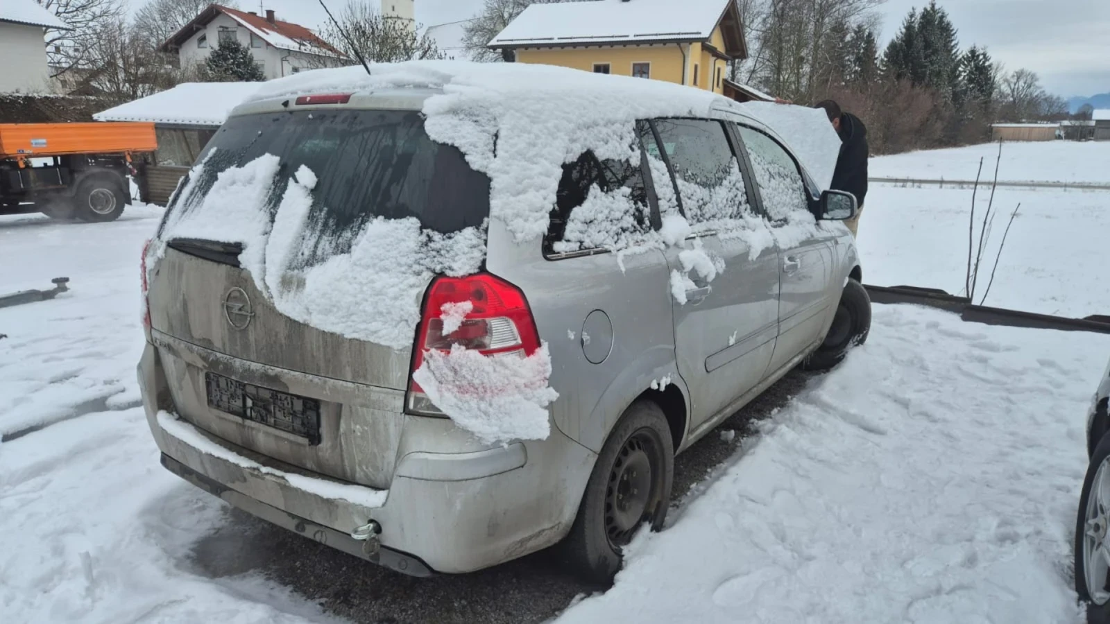 Opel Zafira  - изображение 2