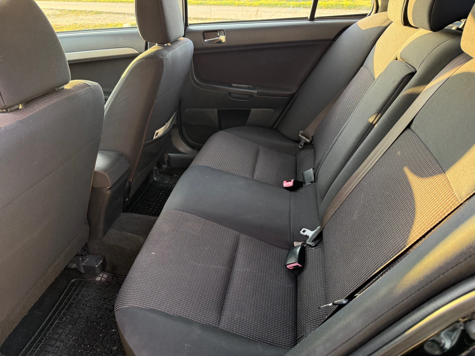 Mitsubishi Lancer, снимка 9 - Автомобили и джипове - 53815522