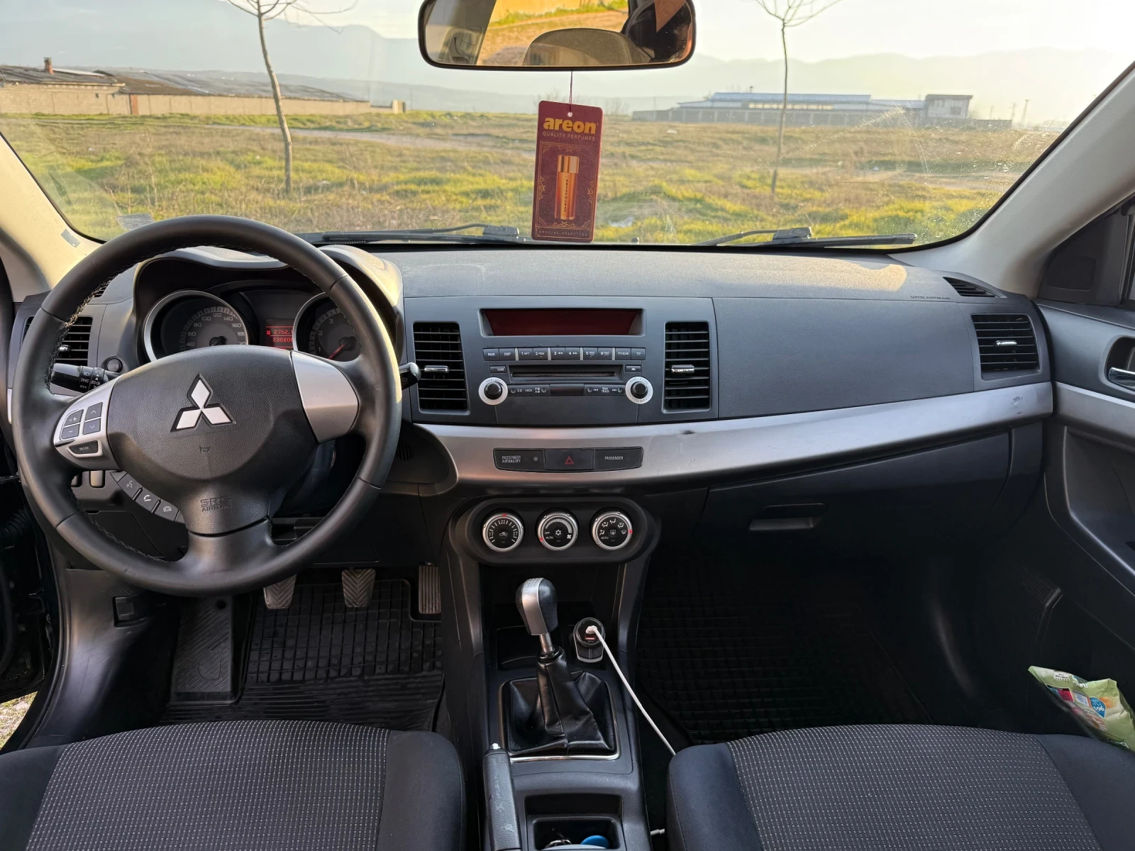 Mitsubishi Lancer, снимка 11 - Автомобили и джипове - 53815522