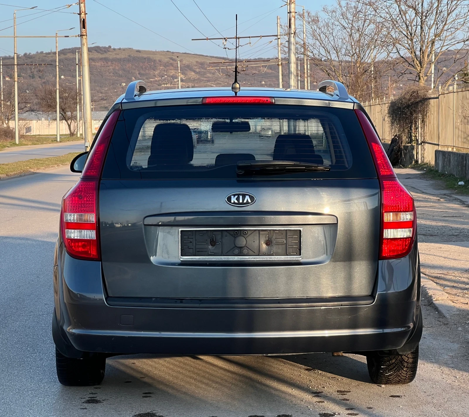 Kia Ceed 1.4 БЕНЗИН ! ! РЕАЛНИ КИЛОМЕТРИ!!163000!!, снимка 5 - Автомобили и джипове - 53831259