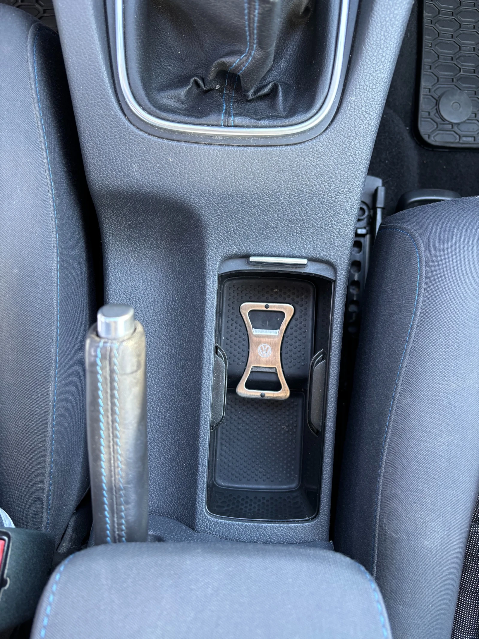 VW Golf 1.4, снимка 9 - Автомобили и джипове - 53866101