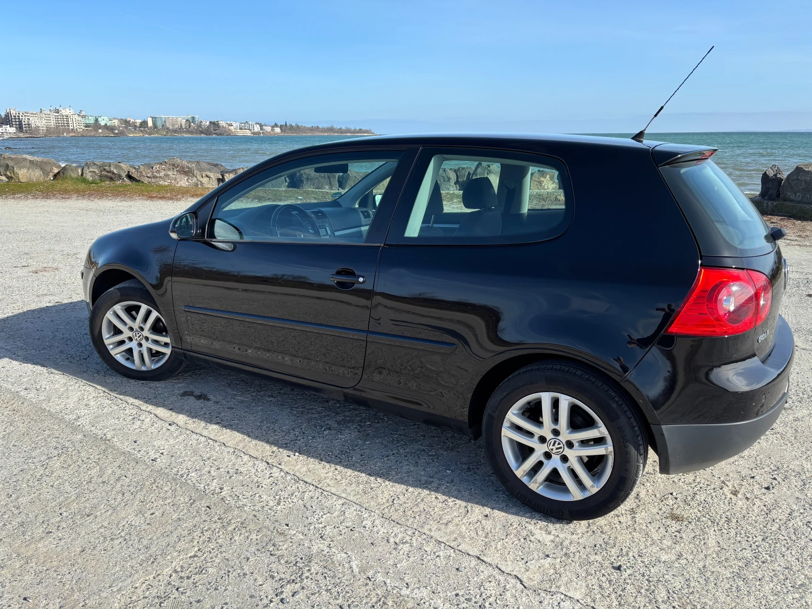 VW Golf 1.4, снимка 2 - Автомобили и джипове - 53866101