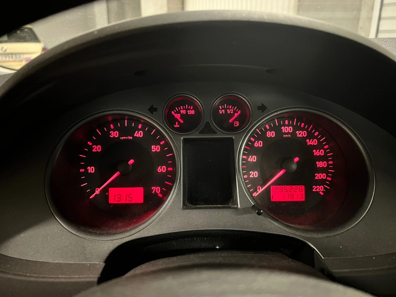 Seat Ibiza 6L, снимка 9 - Автомобили и джипове - 54093677