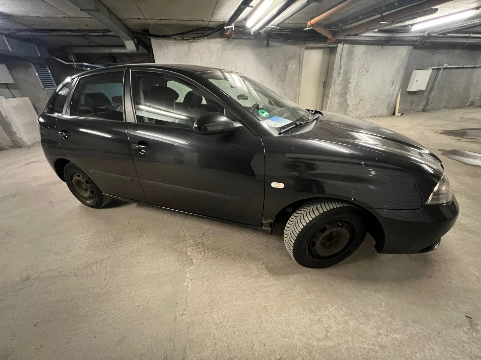 Seat Ibiza 6L, снимка 3 - Автомобили и джипове - 54093677