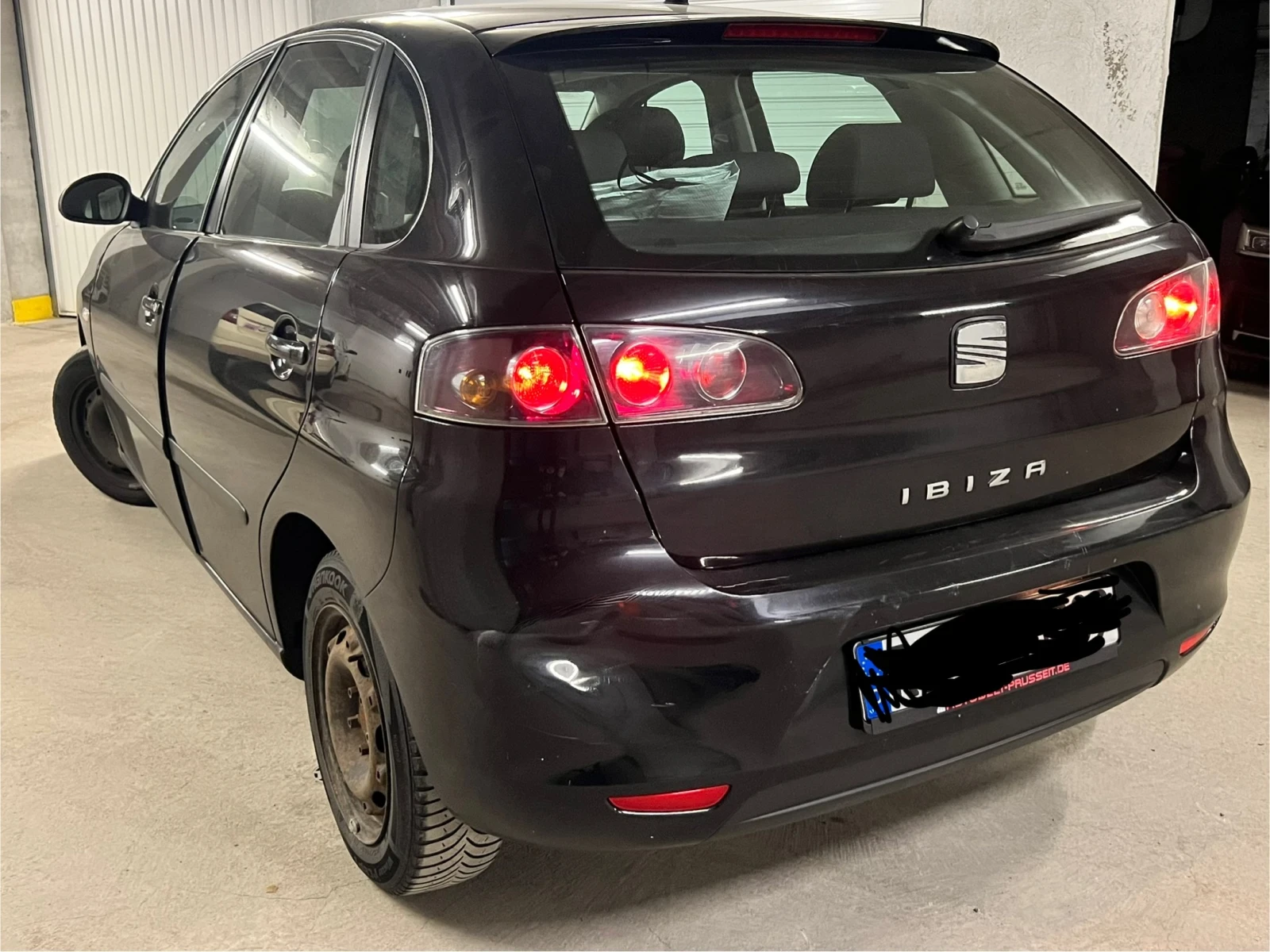 Seat Ibiza 6L, снимка 6 - Автомобили и джипове - 54093677