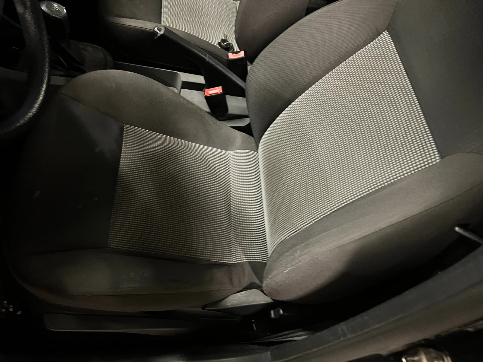 Seat Ibiza 6L, снимка 10 - Автомобили и джипове - 54093677