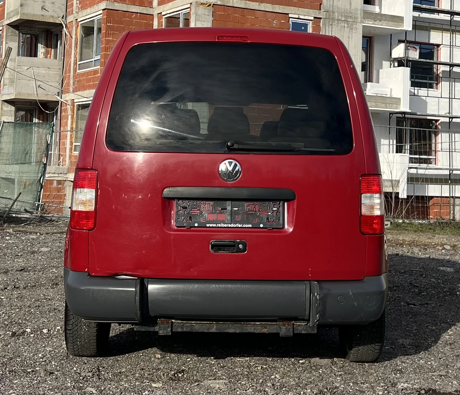 VW Caddy 1.4i Инвалидна рампа// активно окачване отзад, снимка 6 - Автомобили и джипове - 54116020