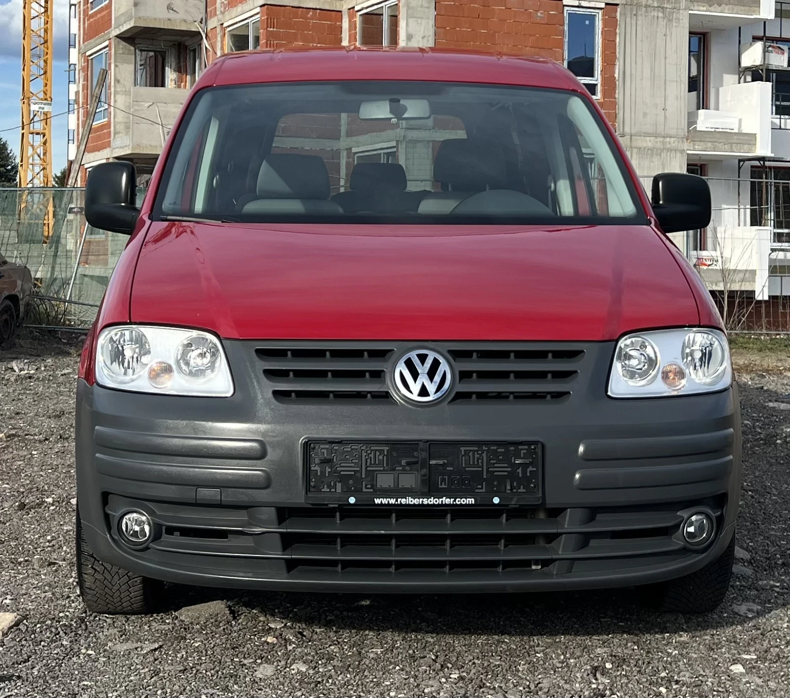 VW Caddy 1.4i Инвалидна рампа// активно окачване отзад, снимка 5 - Автомобили и джипове - 54116020
