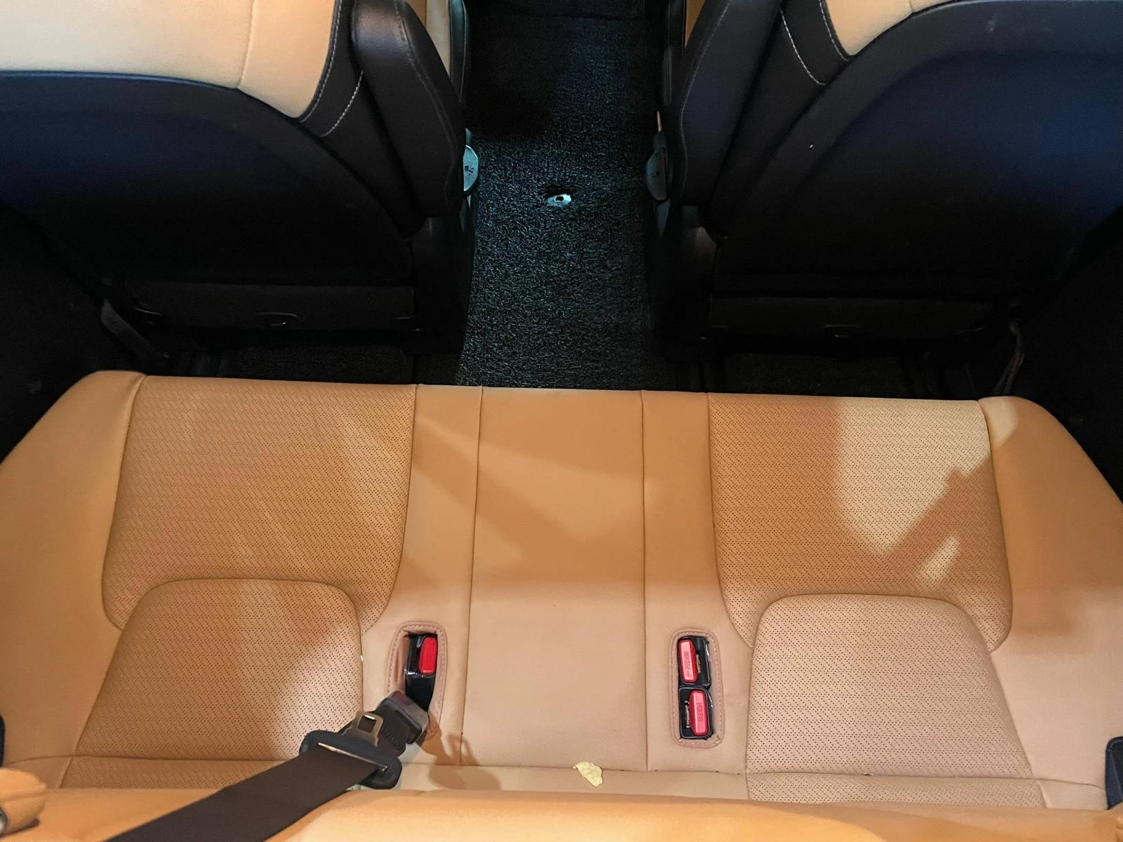 Kia Carnival 2.2 CRDi Prestige ! 8+ 1 !, снимка 17 - Автомобили и джипове - 54134862