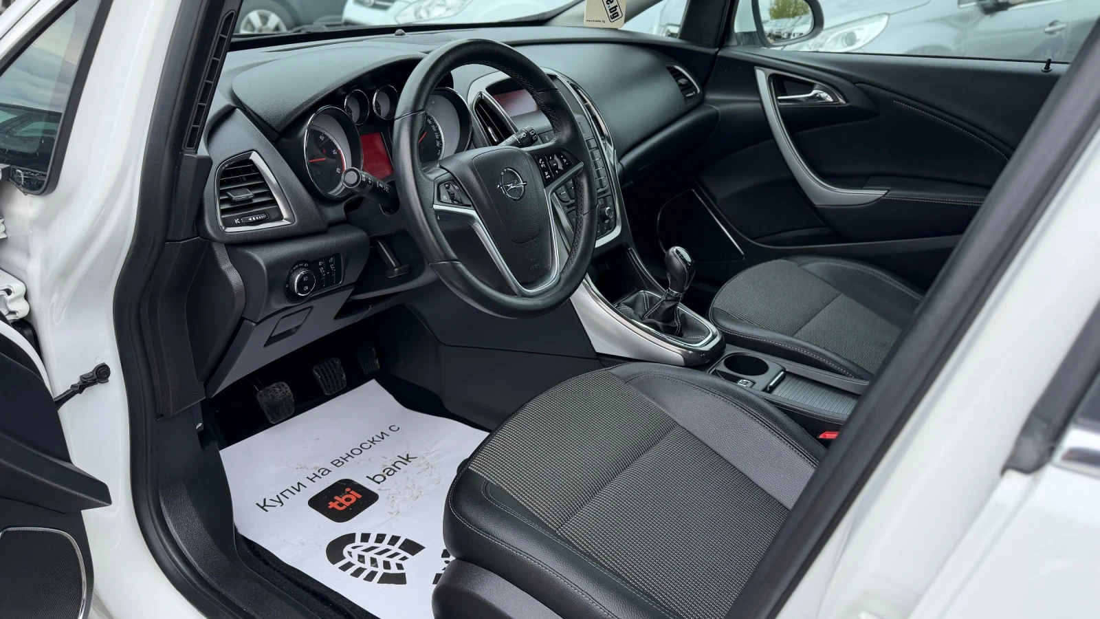 Opel Astra 1.7 CDTI * ISUZO * iTALY * , снимка 11 - Автомобили и джипове - 54378290