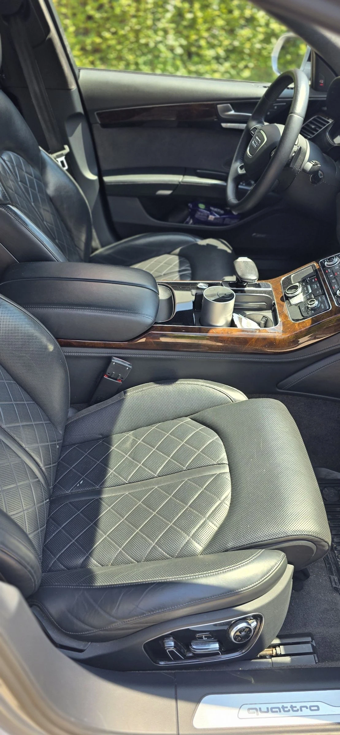 Audi A8 A8L 4.0T 435кс, снимка 13 - Автомобили и джипове - 54807803