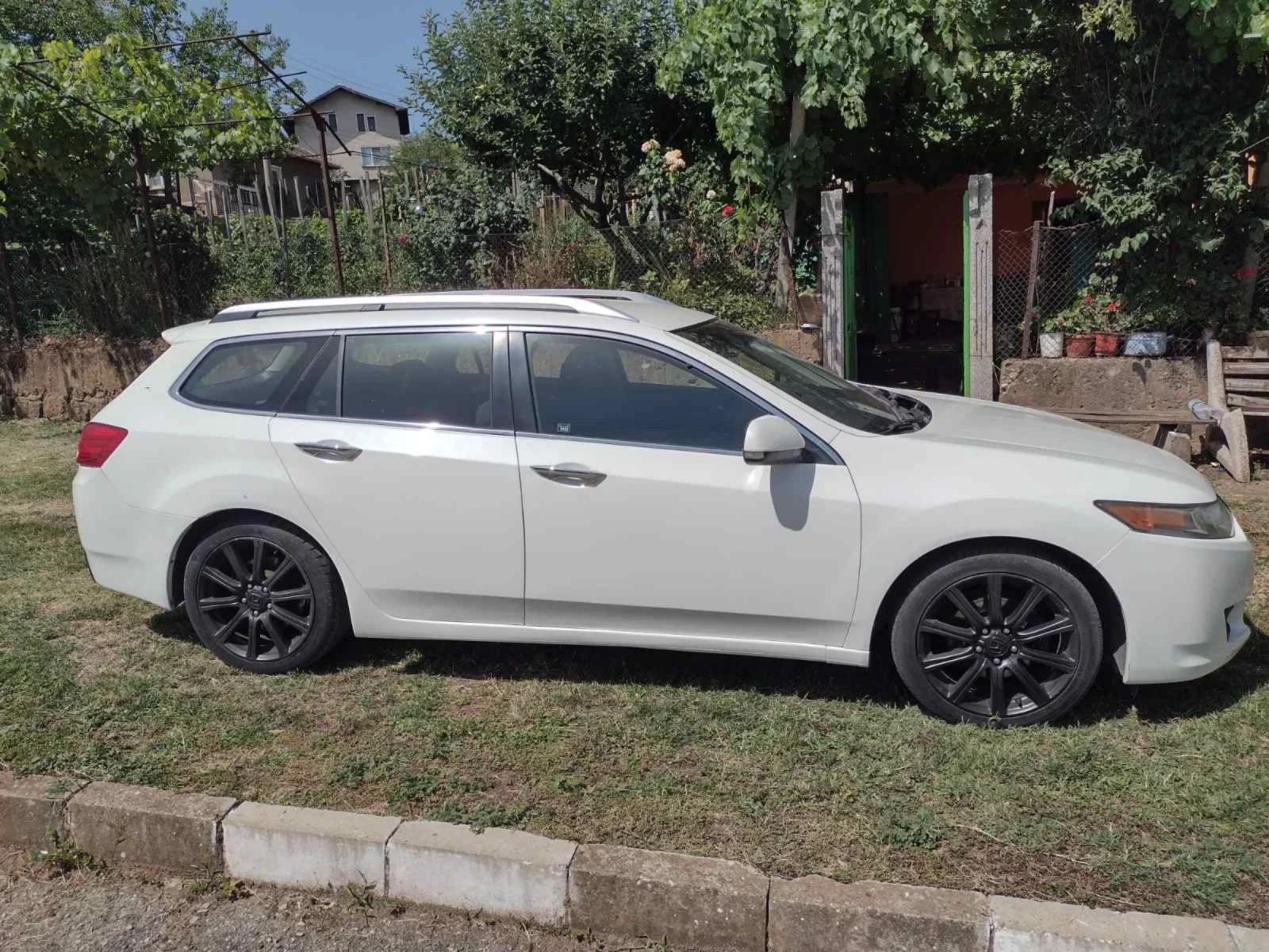 Honda Accord 2.2 i-DTEC , снимка 3 - Автомобили и джипове - 54966765