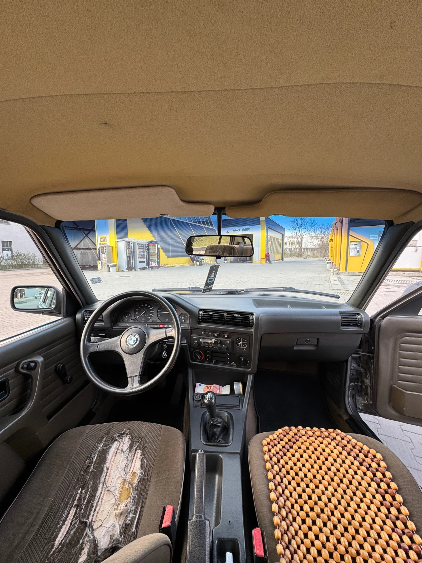 BMW 324, снимка 8 - Автомобили и джипове - 54991541