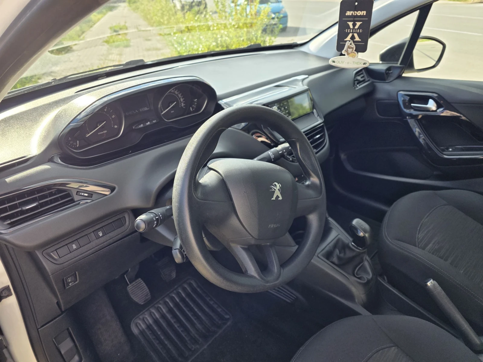 Peugeot 208 ������� | Mobile.bg � ����������� 8
