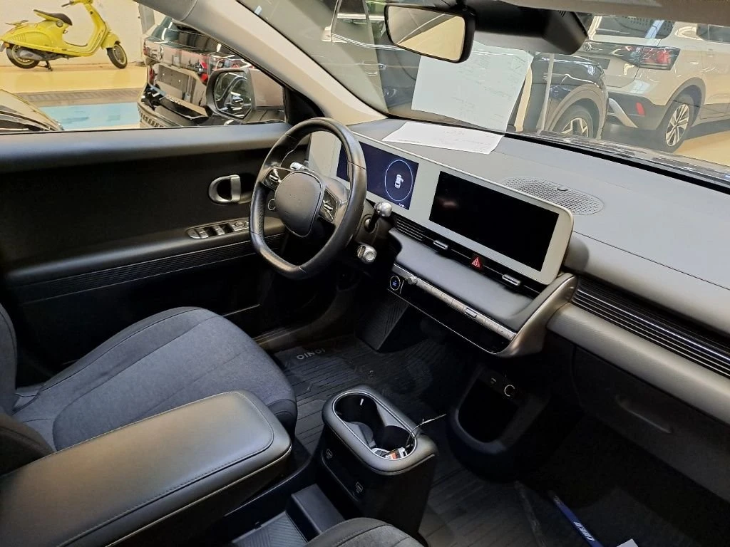 Hyundai Ioniq 5 33 000 km., ГАРАНЦИОНЕН, снимка 9 - Автомобили и джипове - 55301576