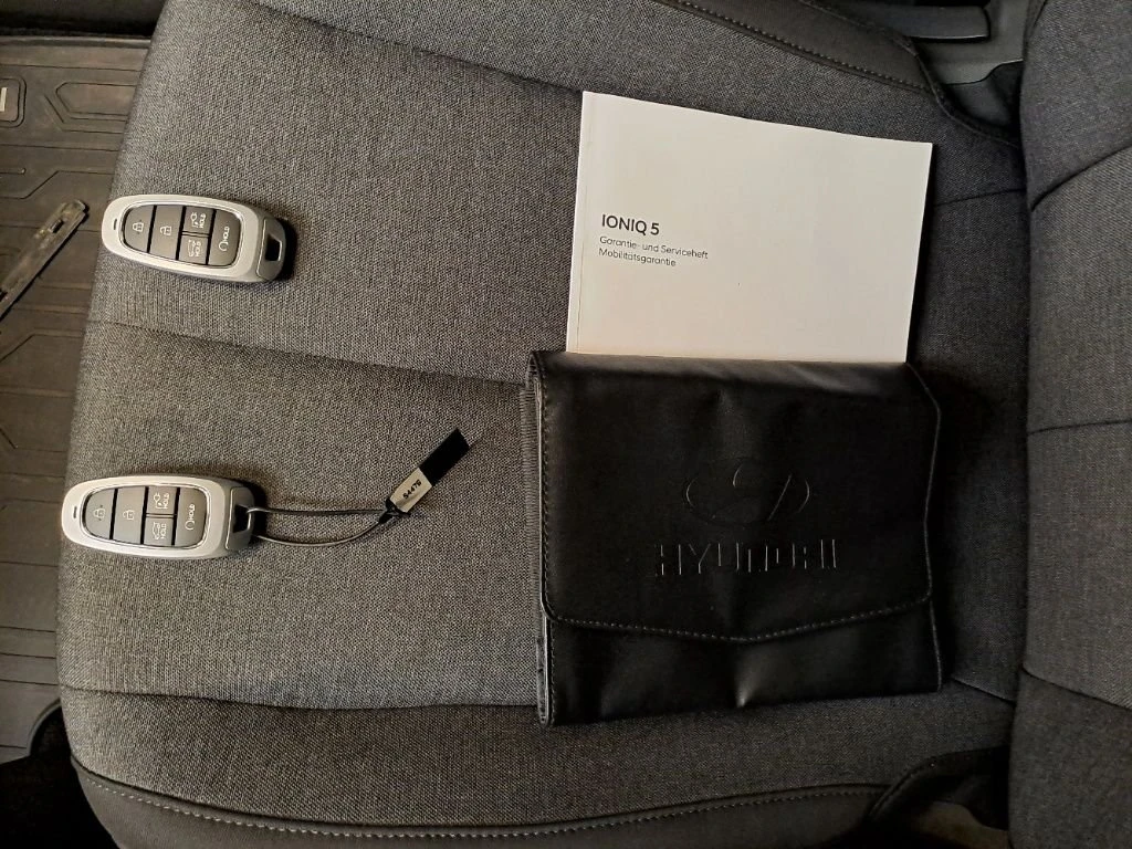 Hyundai Ioniq 5 33 000 km., ГАРАНЦИОНЕН, снимка 4 - Автомобили и джипове - 55301576