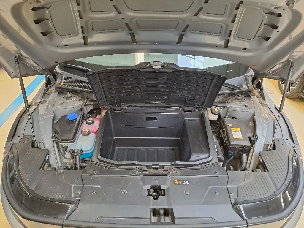 Hyundai Ioniq 5 33 000 km., ГАРАНЦИОНЕН, снимка 6 - Автомобили и джипове - 55301576