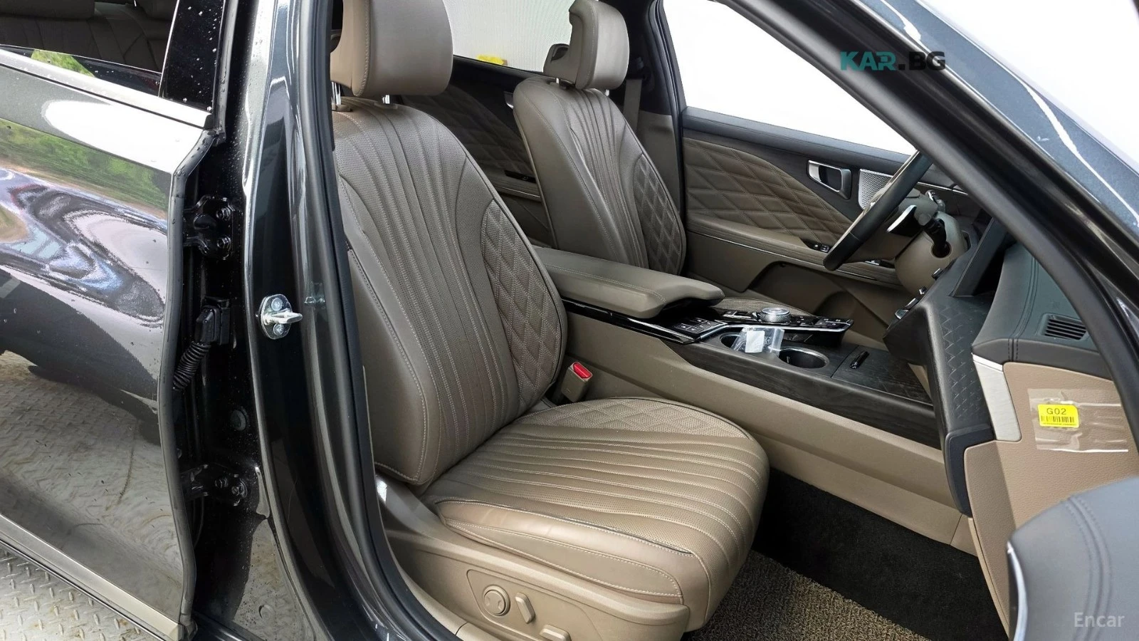 Kia K8 SIGNATURE/360CAMERA/BLIND-SPOT/PANPOROOF, снимка 15 - Автомобили и джипове - 55327322