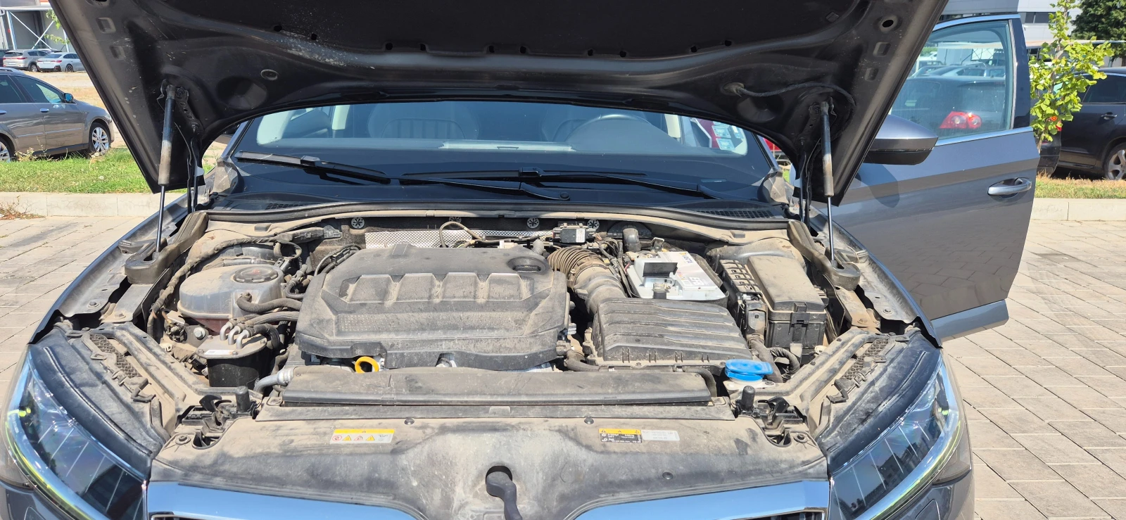 Skoda Superb 2.0 TDI, 147 kW, Combi Edition Facelift, снимка 15 - Автомобили и джипове - 55794080