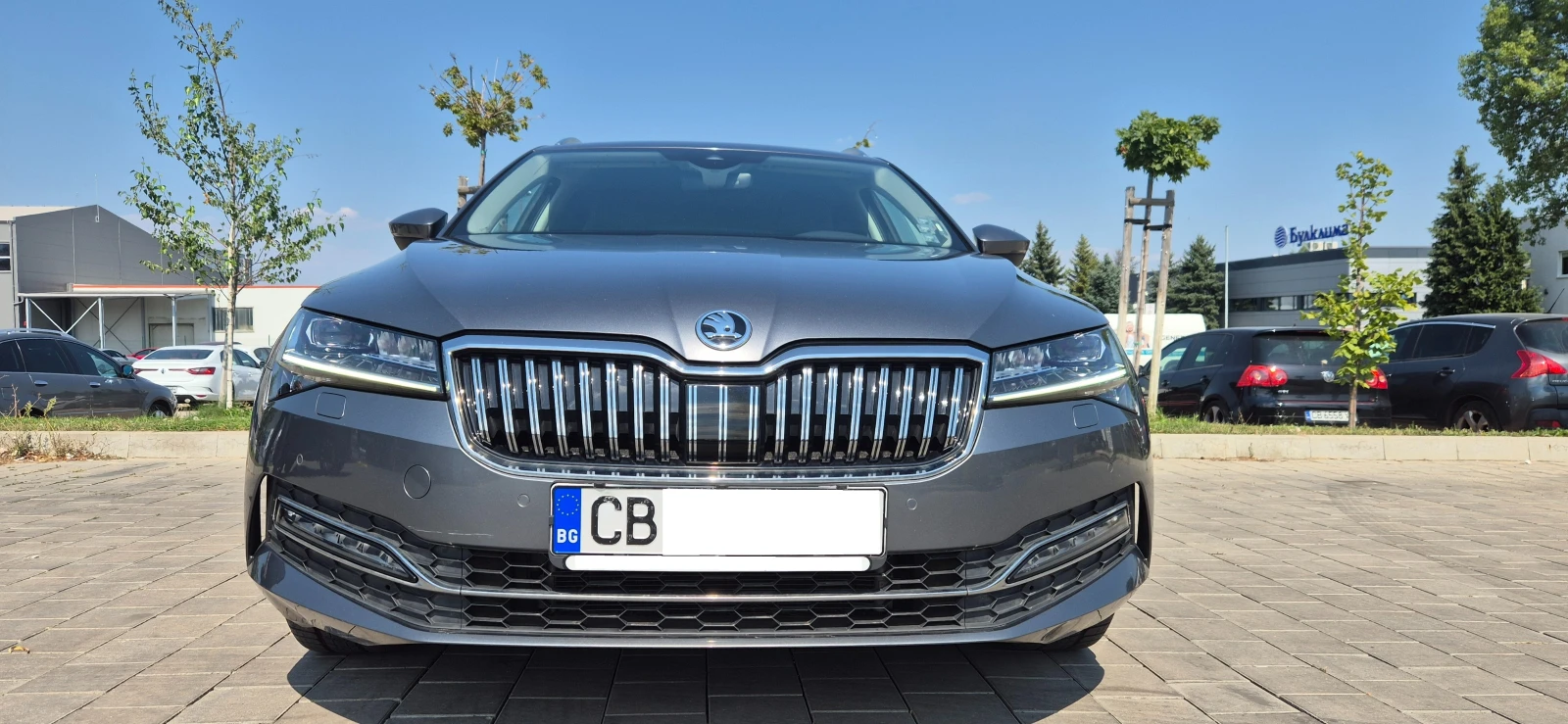 Skoda Superb 2.0 TDI, 147 kW, Combi Edition Facelift, снимка 8 - Автомобили и джипове - 55794080