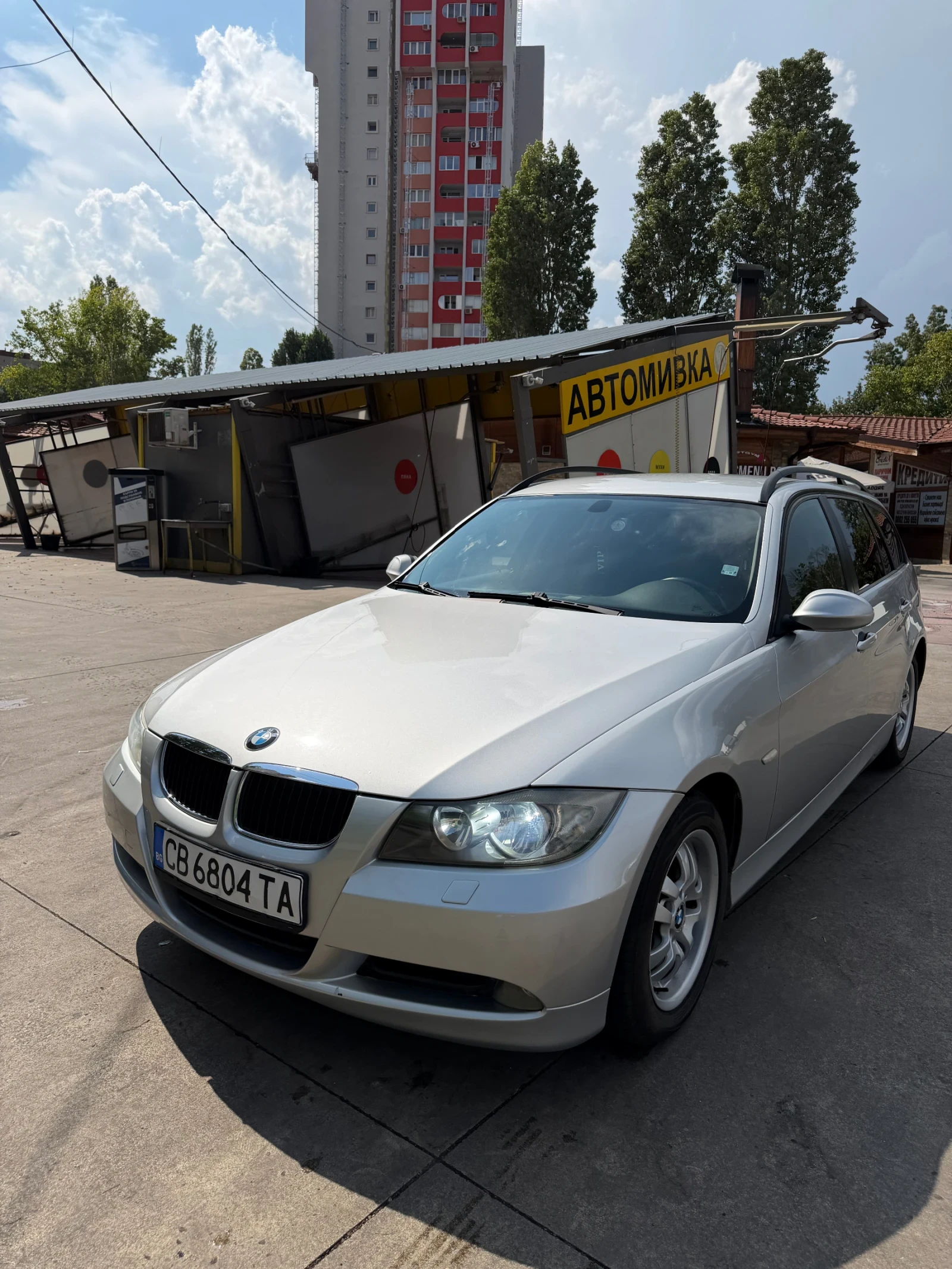 BMW 320, снимка 5 - Автомобили и джипове - 55906436