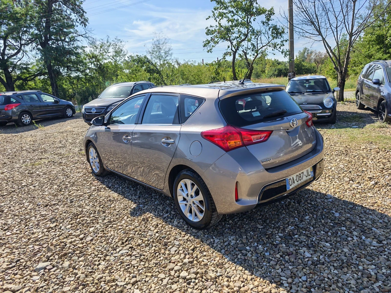Toyota Auris 2.0 D4D 125k. Топ!!!, снимка 5 - Автомобили и джипове - 56157997