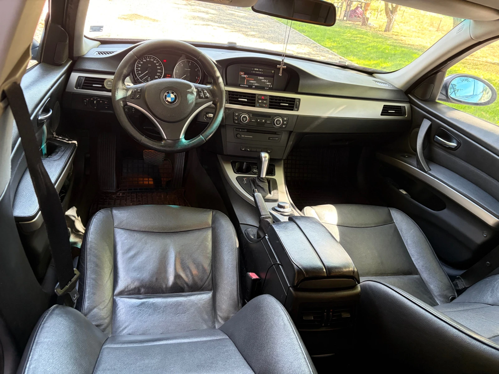 BMW 320, снимка 6 - Автомобили и джипове - 56414478