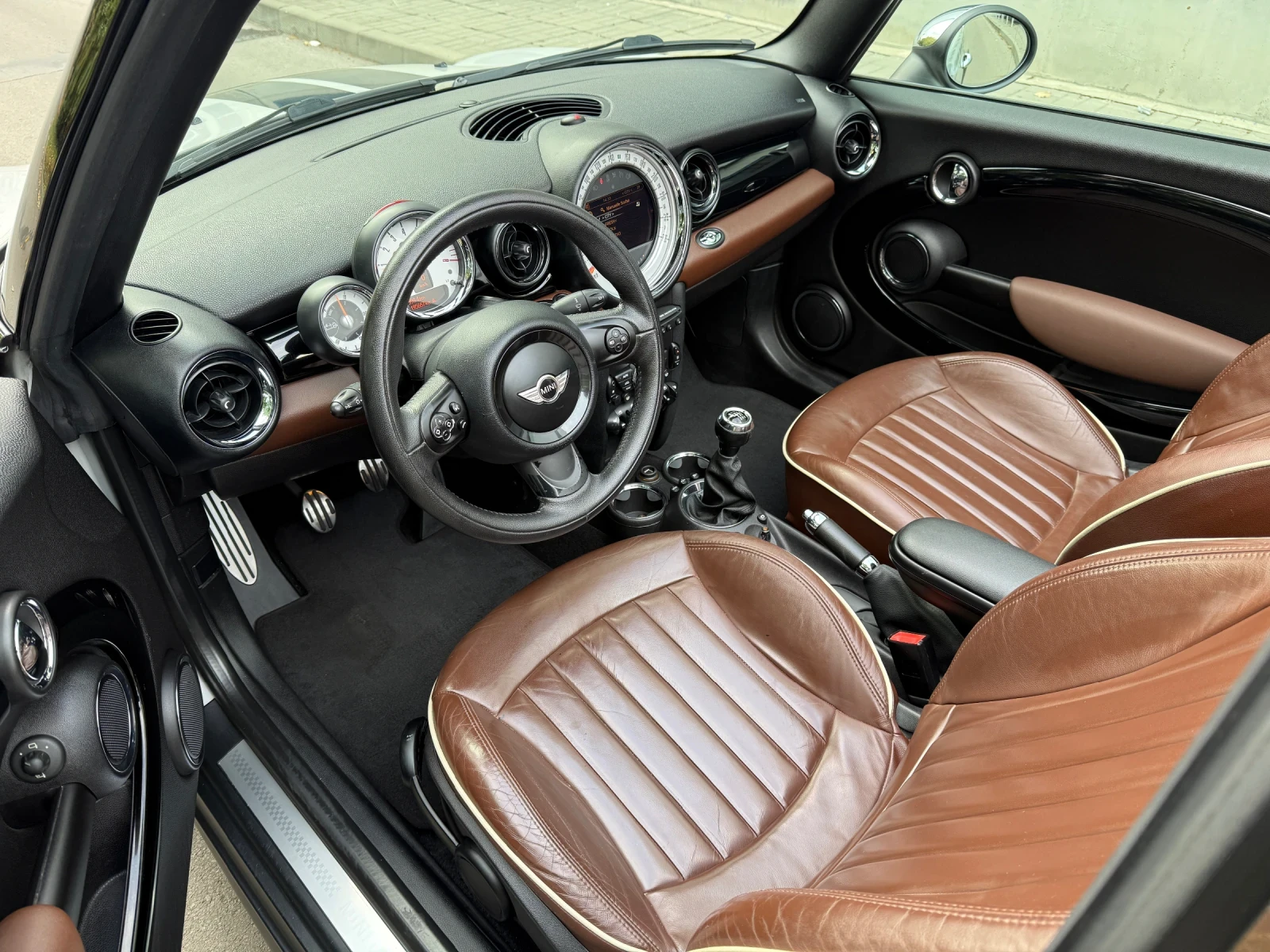 Mini Cooper s cabrio 1.6 , снимка 11 - Автомобили и джипове - 56555615