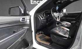 Jeep Grand cherokee 3.6* V6* 8ZF* ПОДГРЕВ* ОБДУХВАНЕ* КАМЕРА* КЕЙЛЕС* , снимка 5
