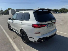     BMW X7 M50d - White Thunder Edition