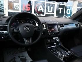 VW Touareg 3.0TDI/Terrain-Tech/Обдухване/dYnaudio/Пано/Камера - 15900 € / 31097.70 лв. - 18174241 7