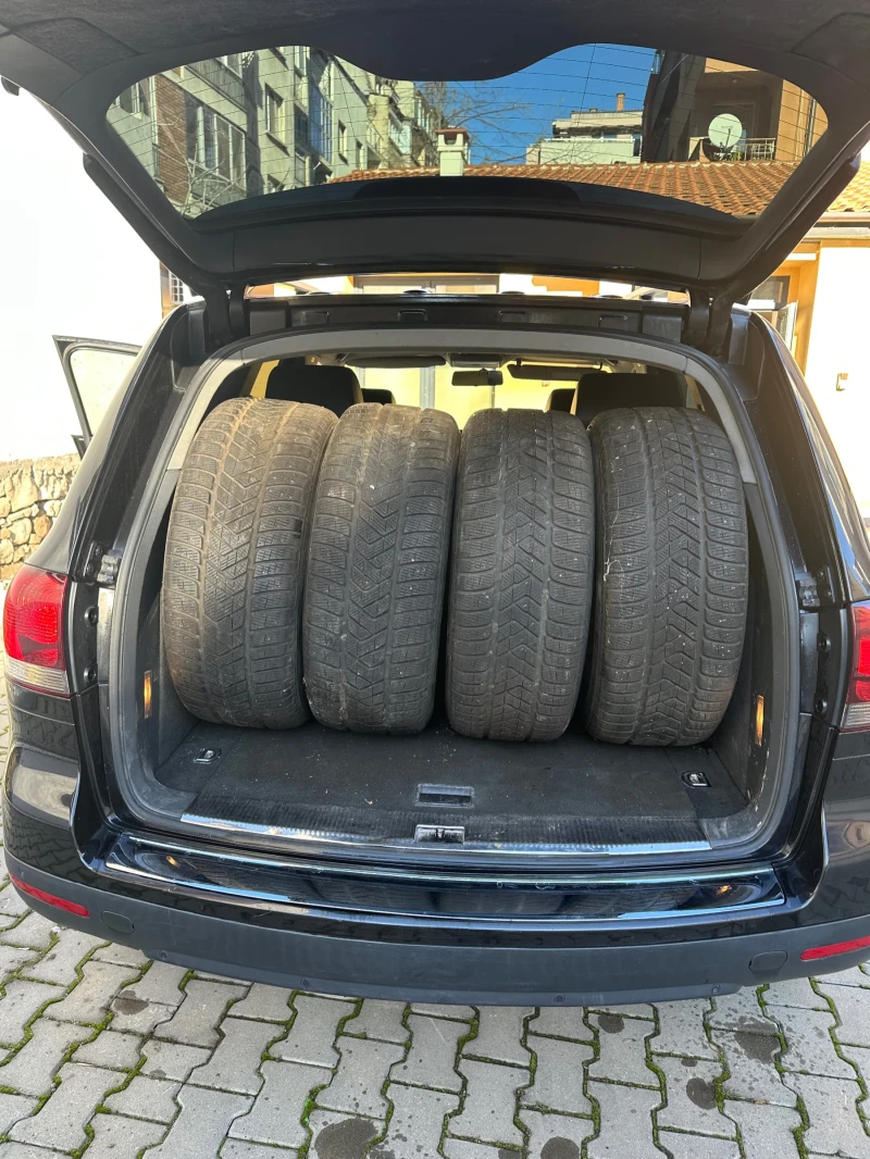 VW Touareg, снимка 12 - Автомобили и джипове - 48938821