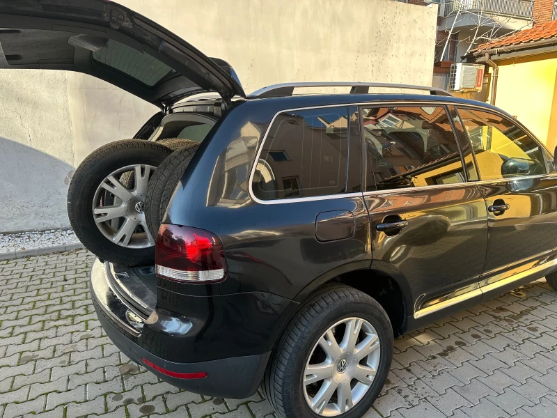 VW Touareg, снимка 14 - Автомобили и джипове - 48938821